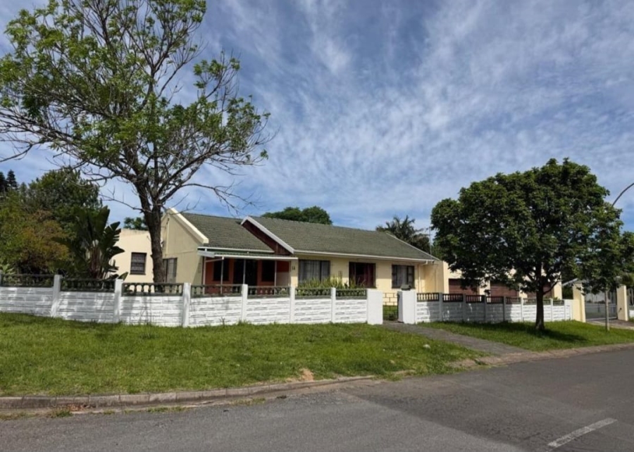 3 Bedroom Property for Sale in Amalinda Eastern Cape